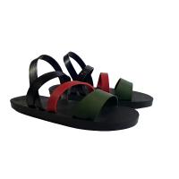 Product Vietnam Tire Sandals – Handmade Four-Strap Sandals from Recycled Tires NUQHTT002